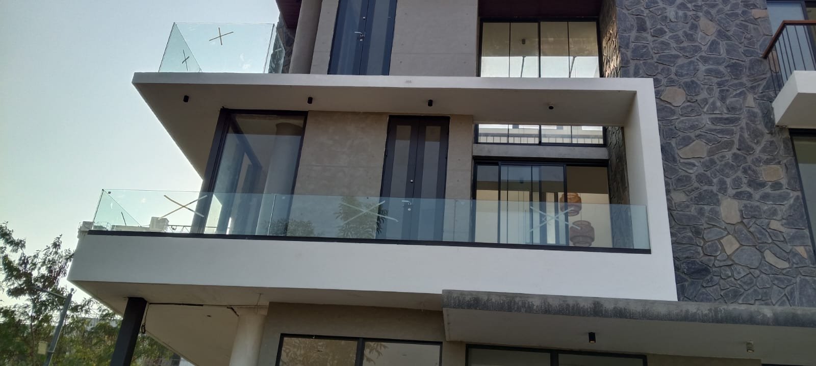 Aluminium Glass Railing